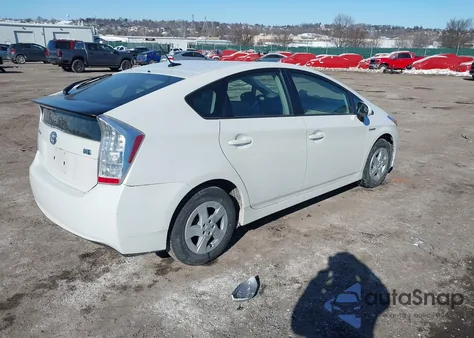 2011 Toyota Prius Three из США, поврежденный, VIN JTDKN3DU9B0322888